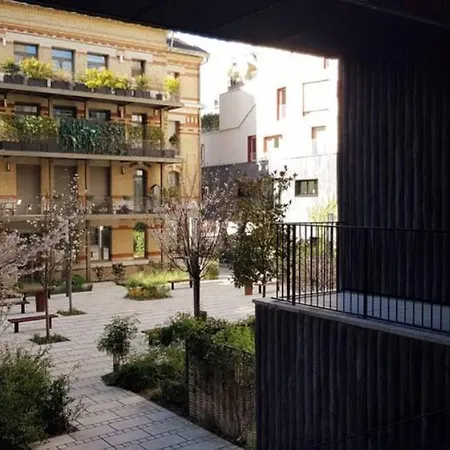 Eiffel Seightseing Apartment Paris